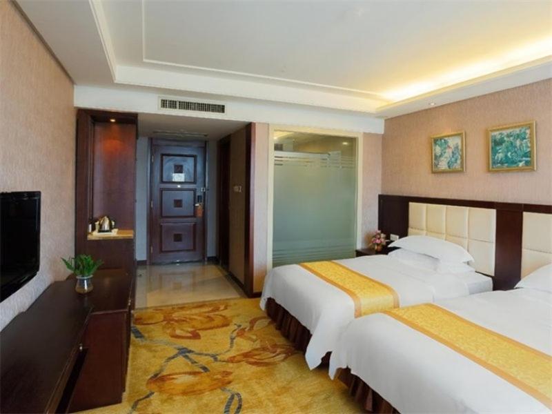 Vienna Hotel Lufeng Peopole Road Ngoại thất bức ảnh